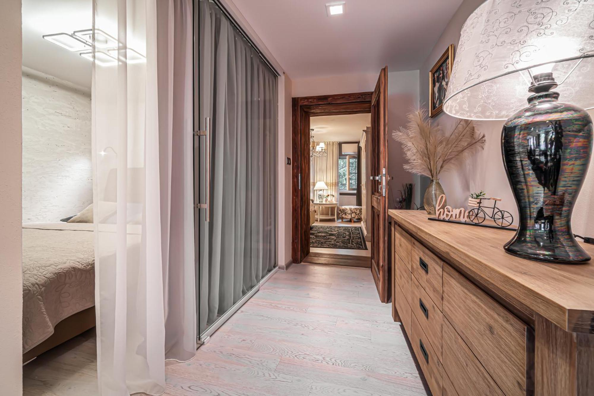 Luxurious And Royal Apartment In The Old Town 布拉迪斯拉发 外观 照片
